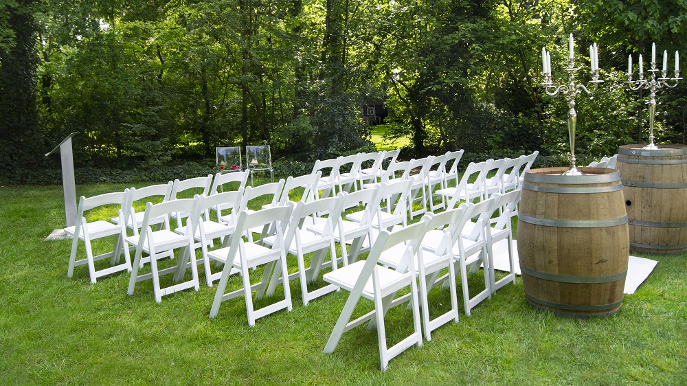 Wedding chair huren Party-Time Verhuur & Organisatie